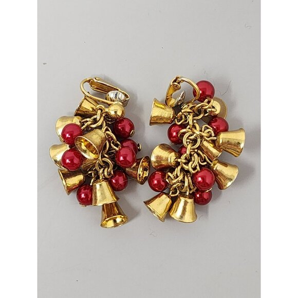 Vintage Avon Christmas Gold Bells‎ & Red Berries Dangle Clip Earrings - Picture 1 of 3